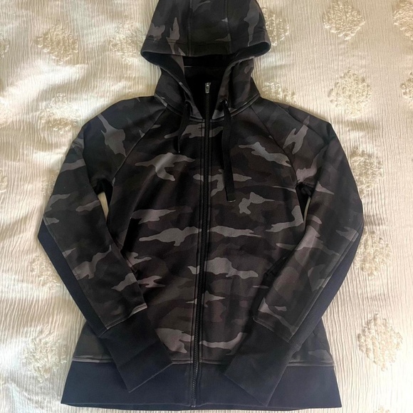 Athleta Black Camo Full Zip Up Sweatshirt - Picture 1 of 3